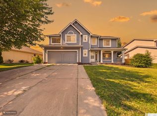 14812 H St, Omaha, NE 68137