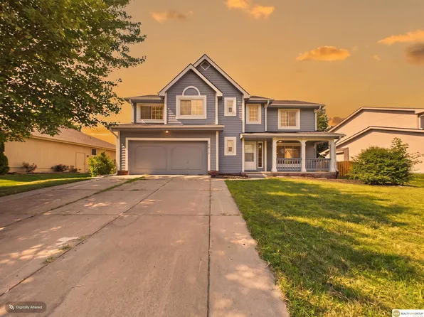 14812 H St, Omaha, NE 68137
