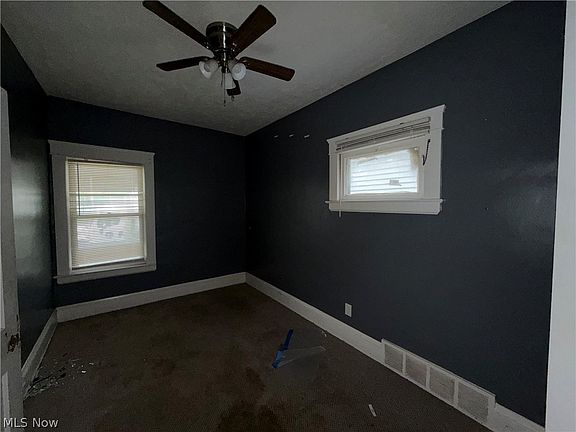 5th image of 12709 Locke Ave