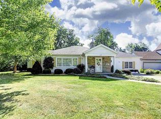 916 Midway Dr, Auburn, IN 46706