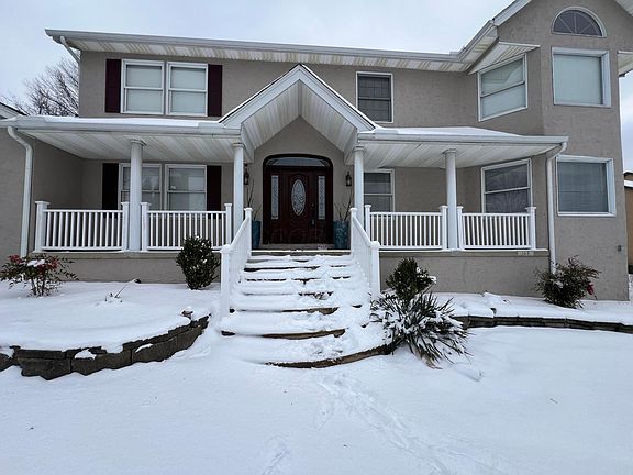 5th image of 168 Bannockburn Blvd