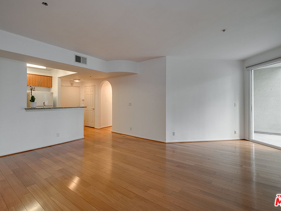 1st image of 620 S Gramercy Pl APT 117