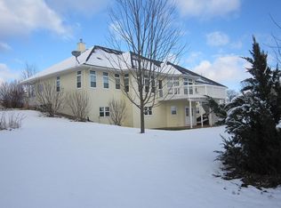 1741 Baron Ln, Oshkosh, WI 54904