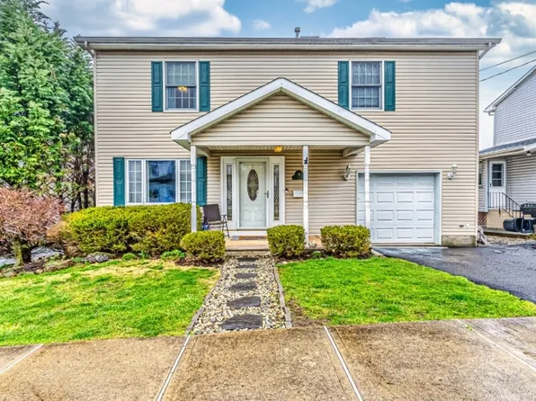 226 Oak St, Boonton Town, NJ 07005