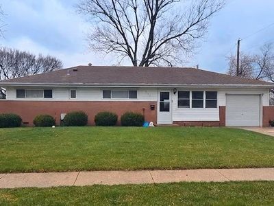 560 Geronimo St, Hoffman Estates, IL, 60169