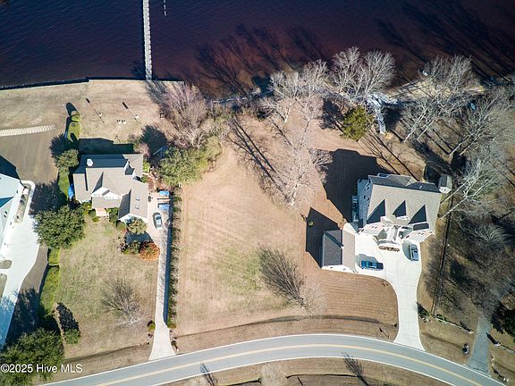 2nd image of 110 N Shore Drive