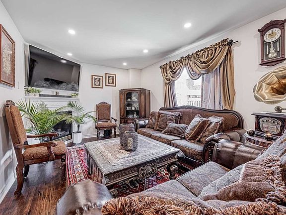 5th image of 83 Matthew Boyd Cres