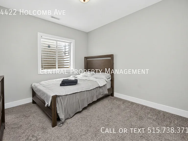 14422 Holcomb Ave — Photo 27