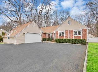 58 Lazy Brook Rd, Monroe, CT 06468
