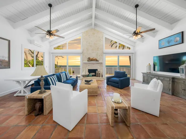 316 North Dr, Plantation Key, FL 33036