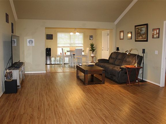 5th image of 1573 E Sandy Dr