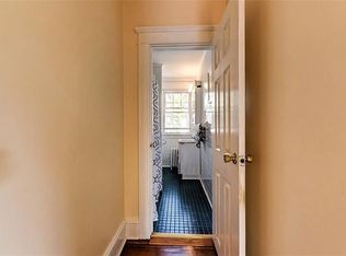 243 Cole Ave, Providence, RI 02906