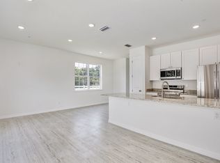 1701 E Orange Ave, Eustis, FL 32726