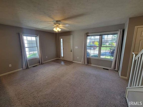 4th image of 3820 E Cobble Creek Dr
