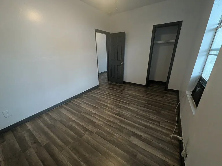 1507 Avenue I #B — Photo 18