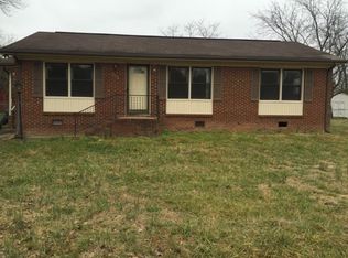 111 Sunset Ln, Bessemer City, NC 28016