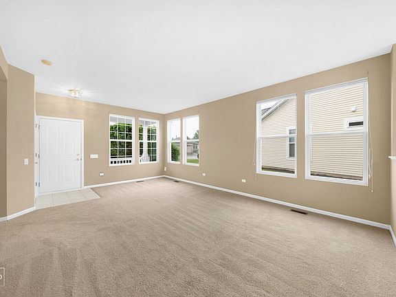 4th image of 13020 W Big Horn Dr