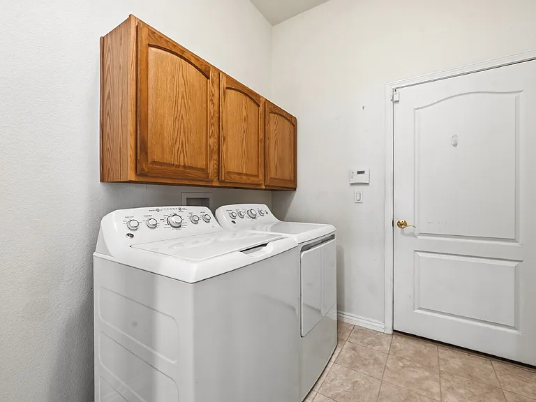 608 Crosswind Point — Photo 22