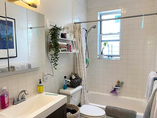 Rented by Corcoran | media 10