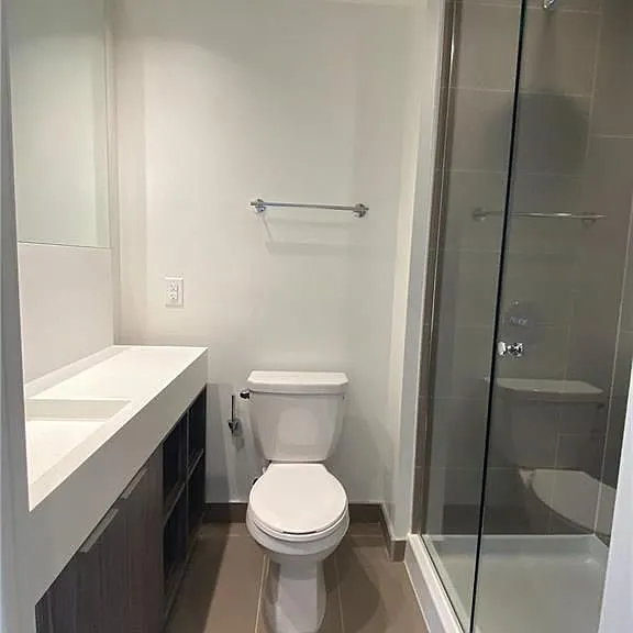 20 Richardson St N #2107 — Photo 6