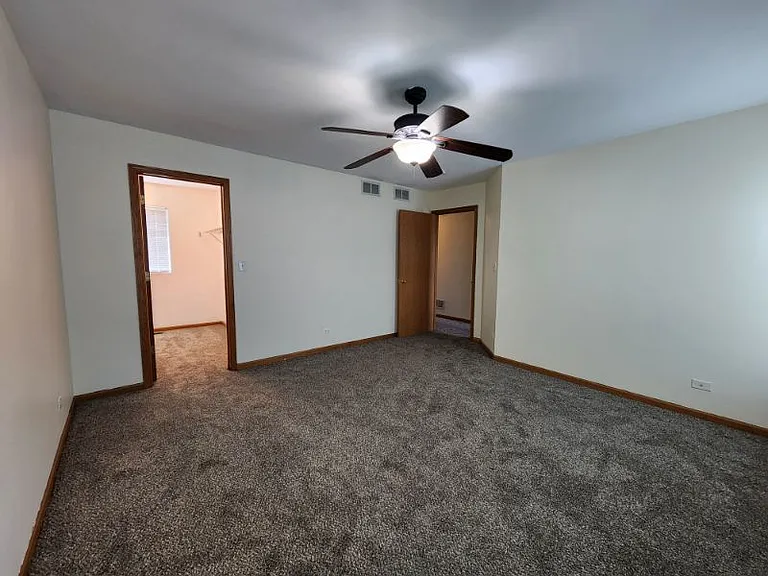 1804 Parkside Dr — Photo 11
