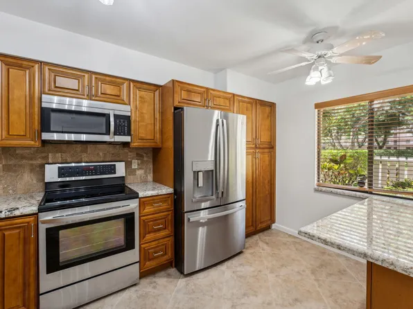 7340 Amberly Lane #107, Delray Beach, FL 33446