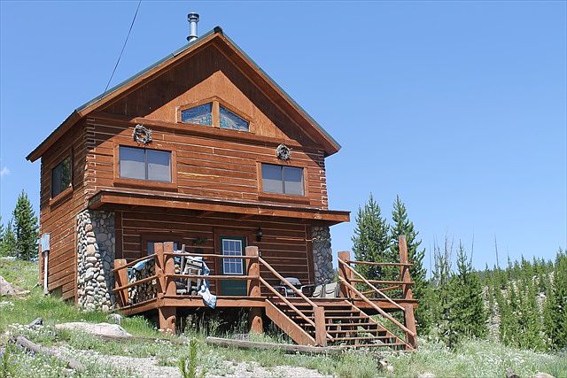 2nd image of 79 Sawmill Rd