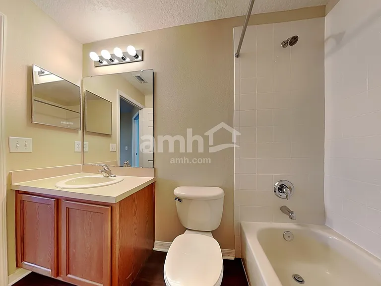 9811 Biscotti Ave — Photo 15