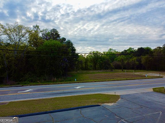 2nd image of 1292 Smyrna Rd SW