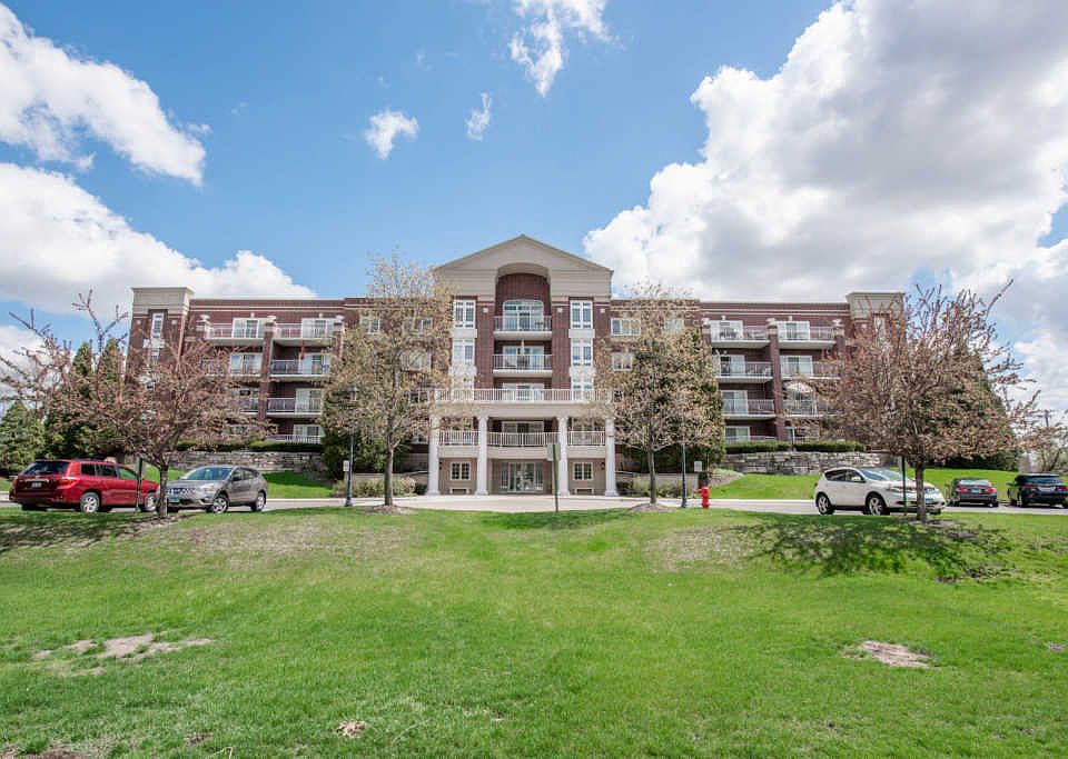 1st image of 7011 W Touhy Ave