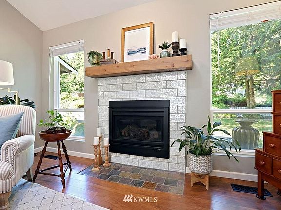 5th image of 2312 229th Ave NE