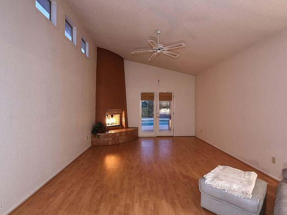 Night-Living Roomm