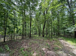 Mad Hatter Rd, Harpers Ferry, WV 25425