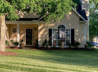 2 Adler Ct, Durham, NC 27703