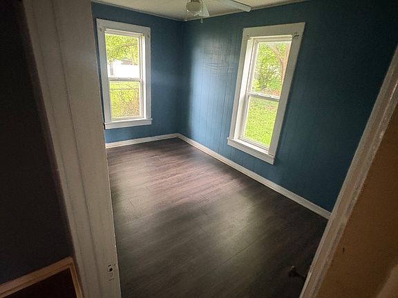 5th image of 129 N Oakland Ave