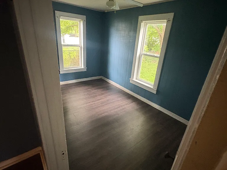 129 N Oakland Ave — Photo 6