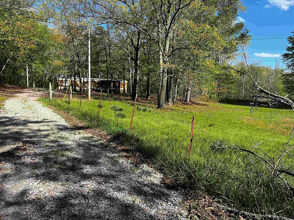 2nd image of 2195 Ed Barham Rd