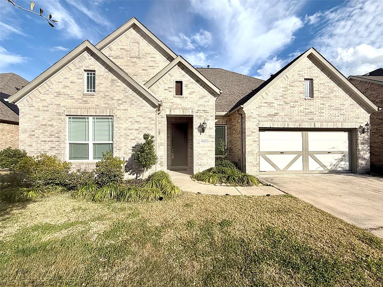 6610 Lake Oasis Dr — Photo 1