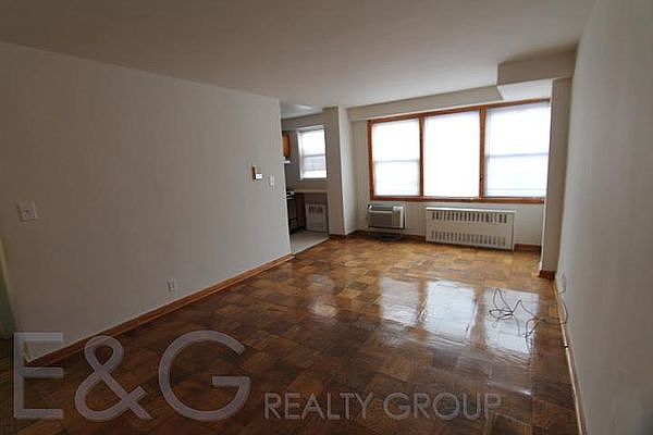 1st image of 18311 Hillside Ave APT 6G