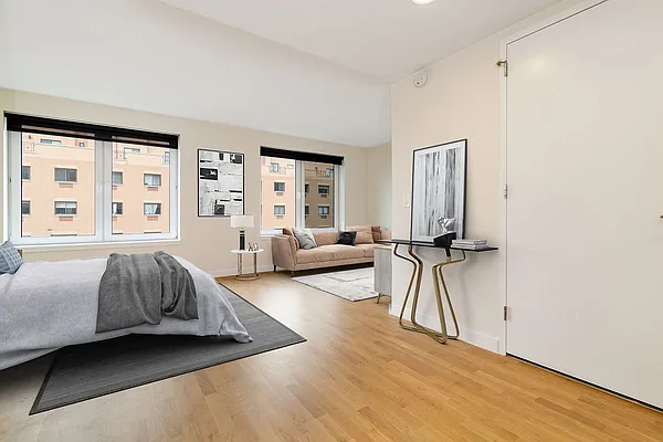 Rented by REAL New York | media 23