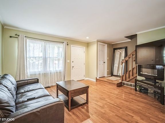 3rd image of 602 N Hough St #B