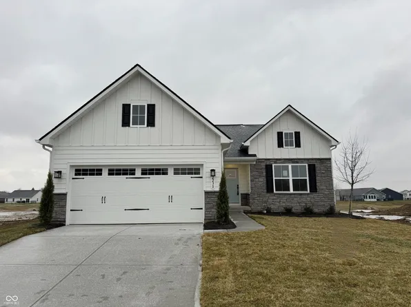 2230 Highberry Dr, Whitestown, IN 46075