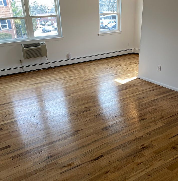 1st image of 425 Madison Ave APT 44