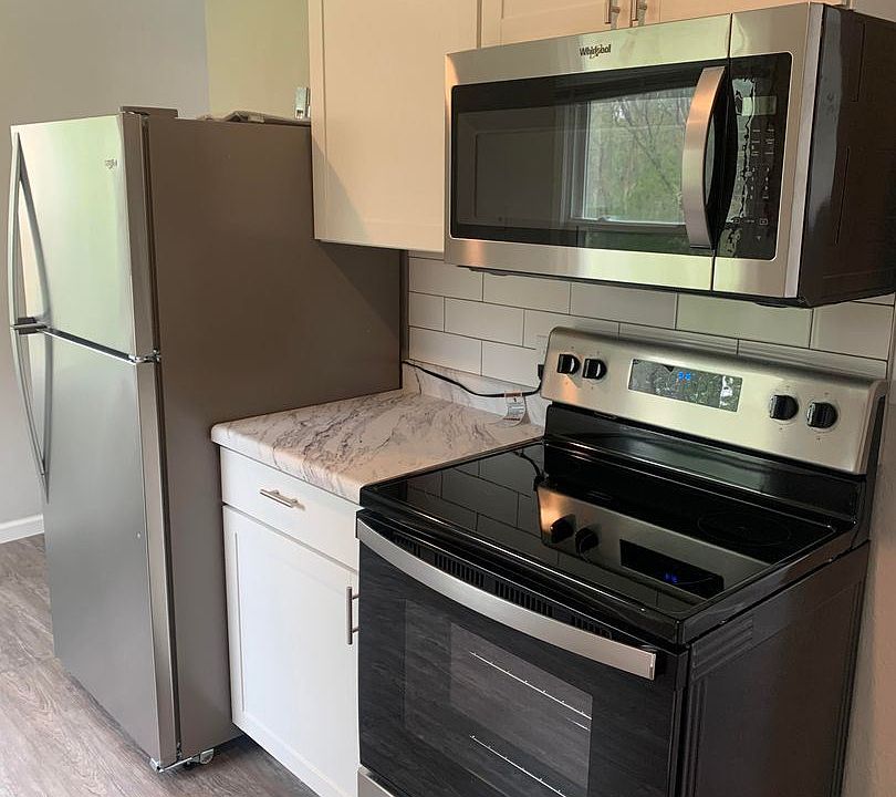 1st image of 217 E 35th St #10324626