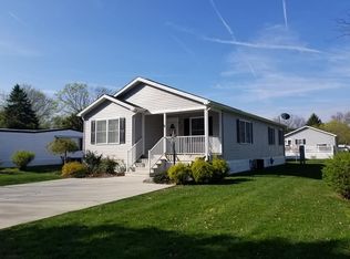 14 Butternut Dr, Cream Ridge, NJ 08514