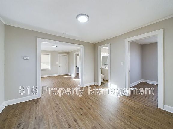 2nd image of 4145 College Ave