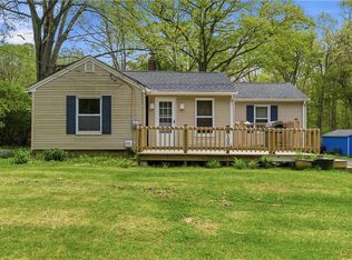 105 William Henry Rd, Scituate, RI 02857