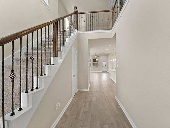 3rd image of 167 Lukewood Cir