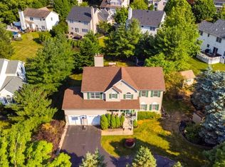 16 Alton Pl, Clinton, NJ 08809