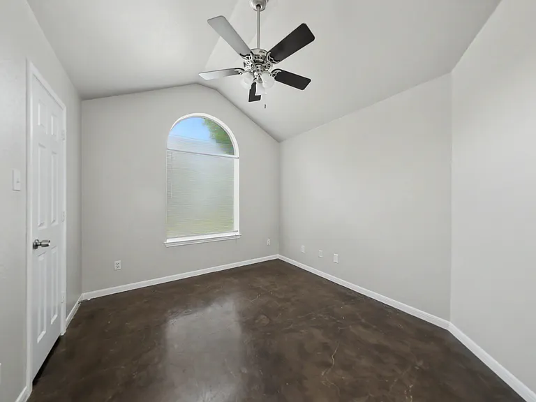 1202 Frio St — Photo 14